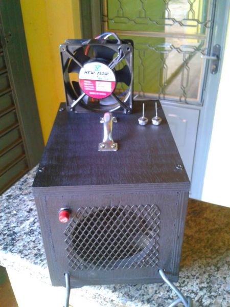 Carregador de Bateria 110/220 V 180 A